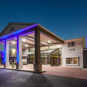 Days Inn By Wyndham Sandusky Cedar Point